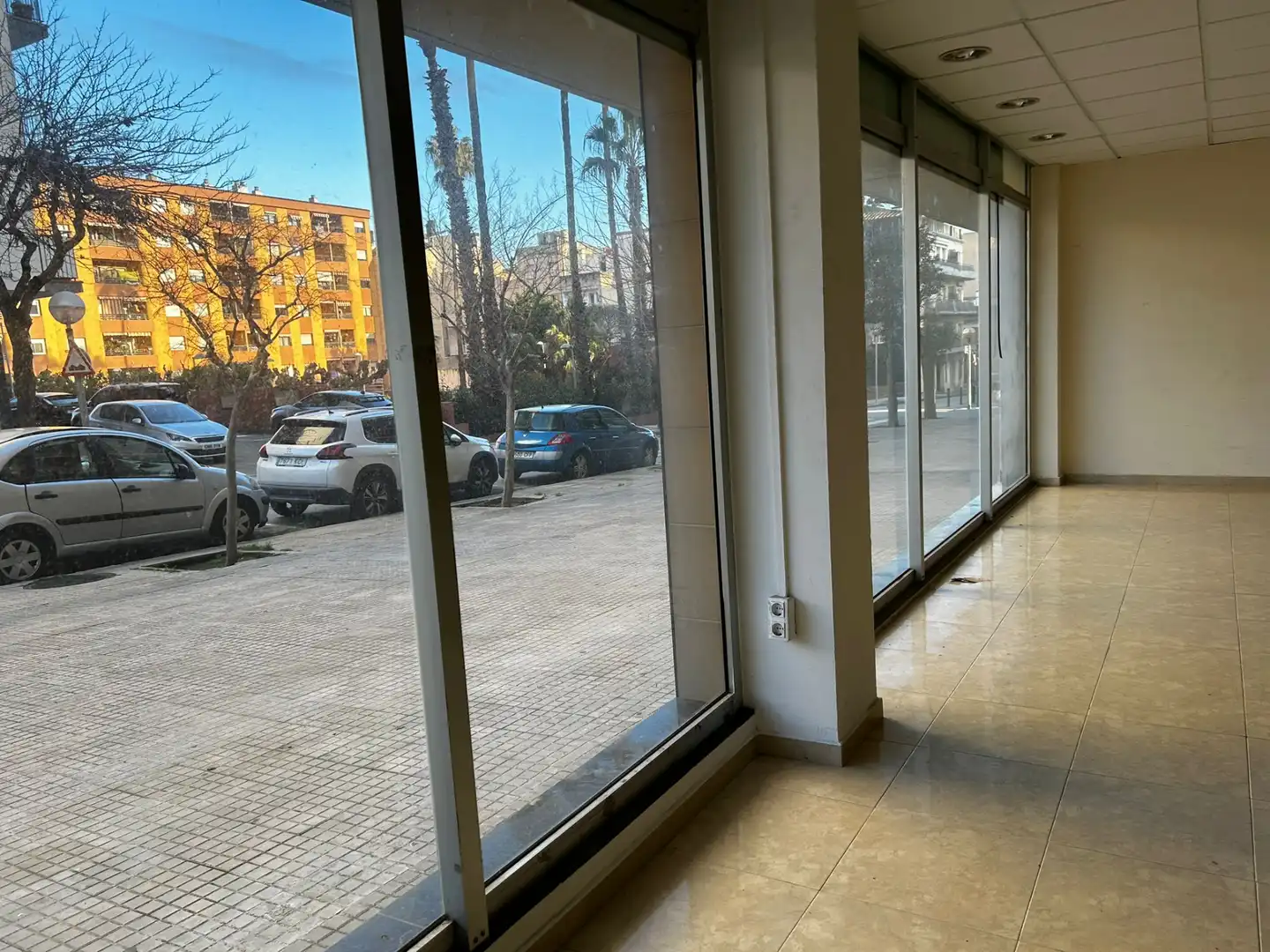 Local comercial de lloguer a Calella, imagen 6