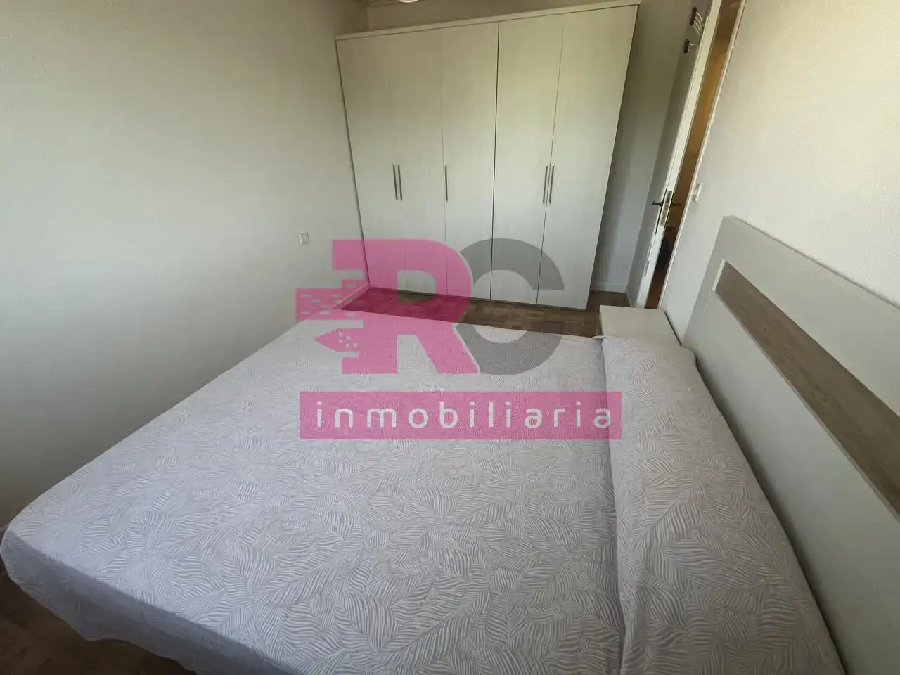 Habitación de Piso de alquiler en Salamanca con Calefacción, Parquet y Amueblado