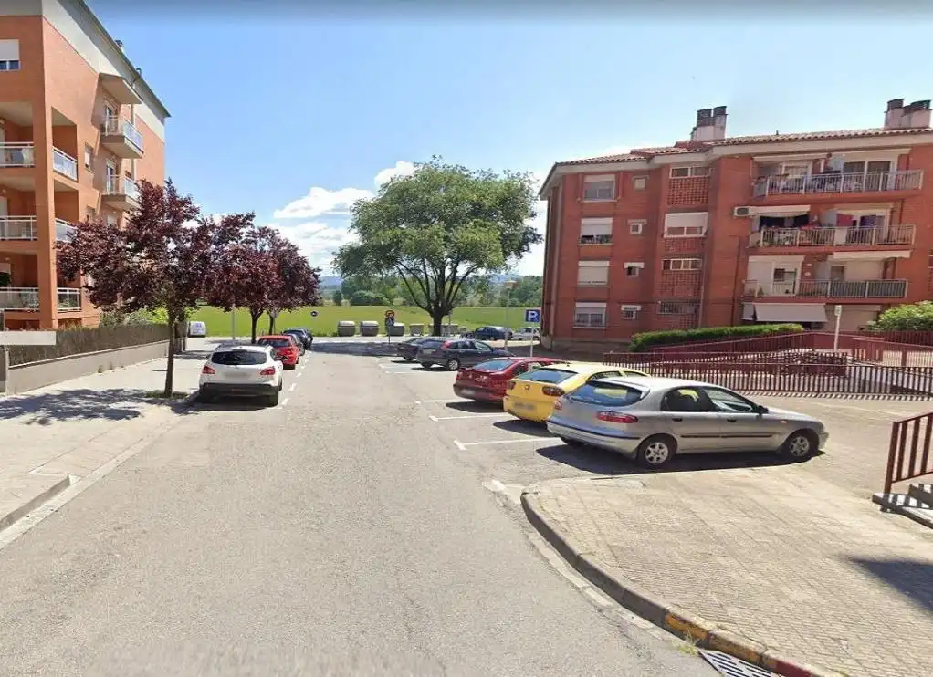 Parking with lift for sale in OSONA, imagen 3
