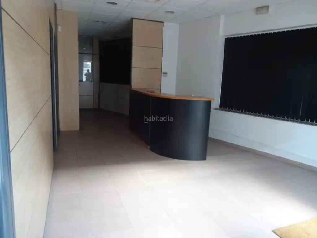 Commercial properties for sale in Rubí  with Air Conditioner