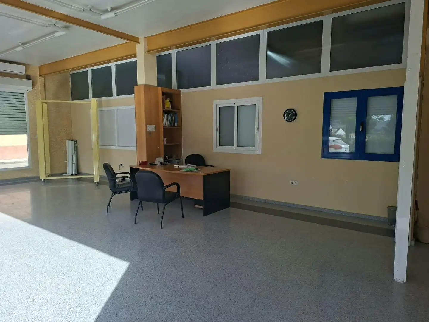Nave industrielle à louer à Campo Alto - Club de Campo