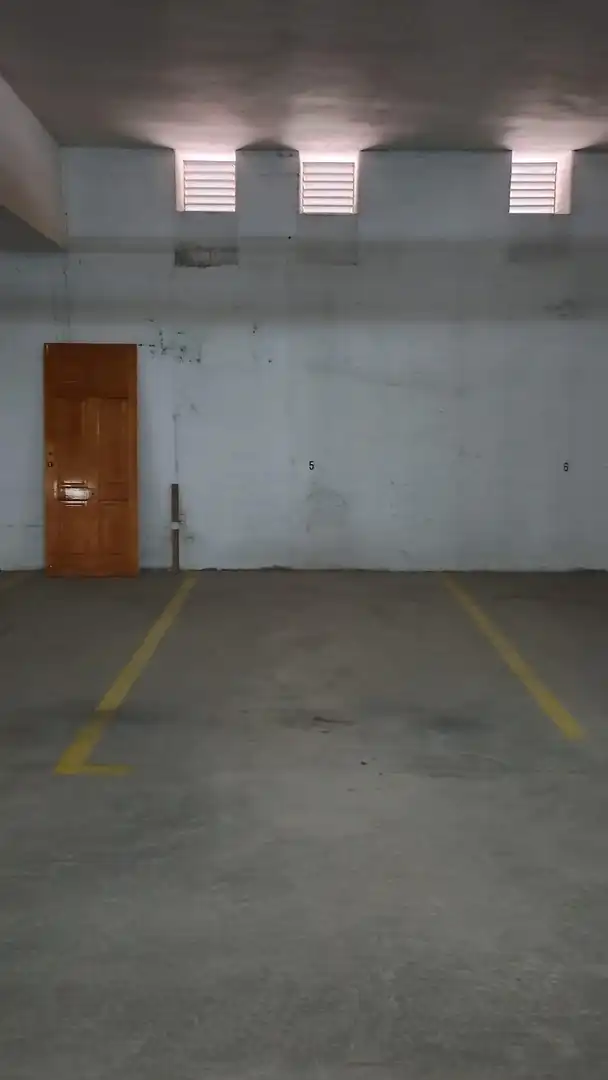 Parking de Planta baja en venta en La Unión con Aire acondicionado, Trastero y Amueblado