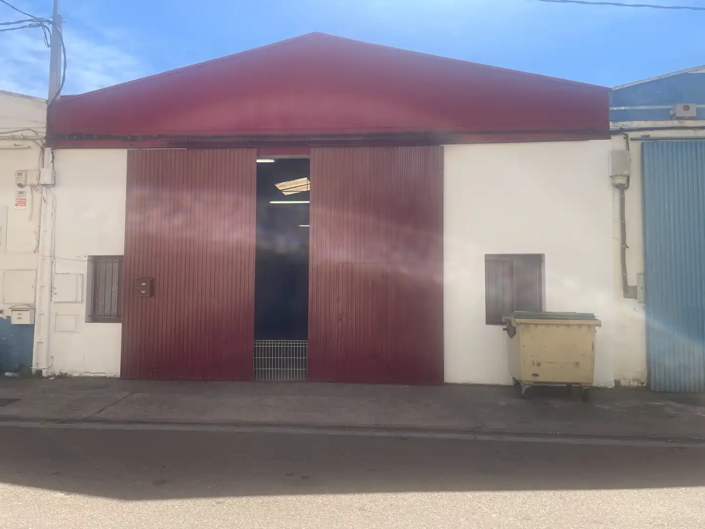 Exterior view of Industrial buildings for rent in Zaragoza