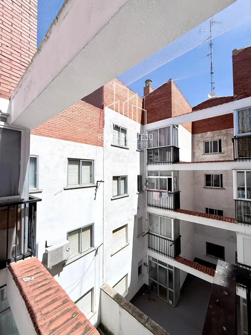 Vista exterior de Piso en venta en Terradillos con Calefacción, Terraza y Amueblado
