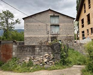 Vista exterior de Casa o xalet en venda en Biescas