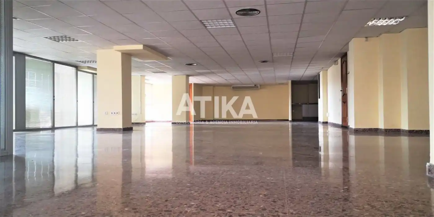 Business premises to rent in Sant Josep - Zona Hospital