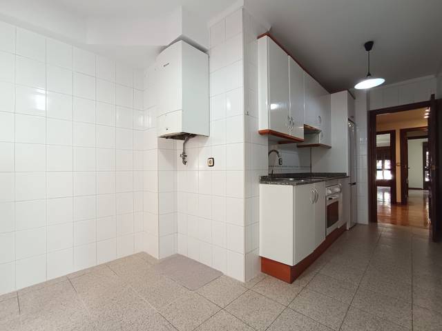 Piso en Alquiler en Gijón - Avda. del Llano en Ceares