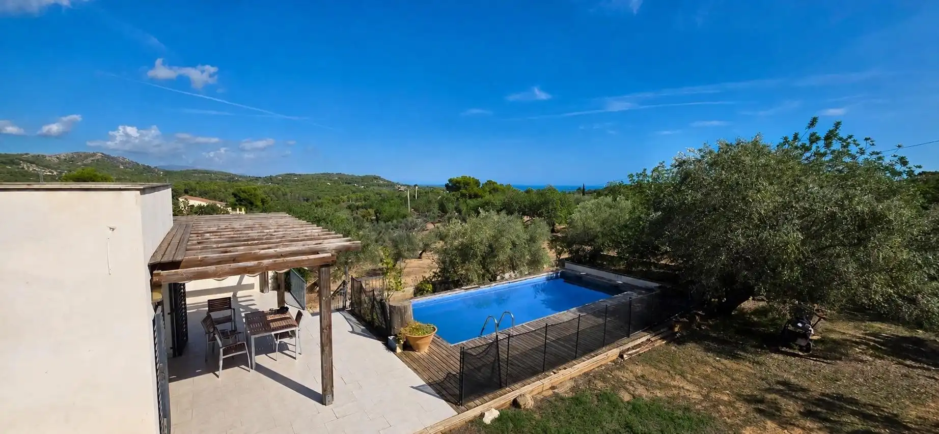 Piscina de Finca rústica en venda en El Perelló amb Jardí privat, Terrassa i Traster