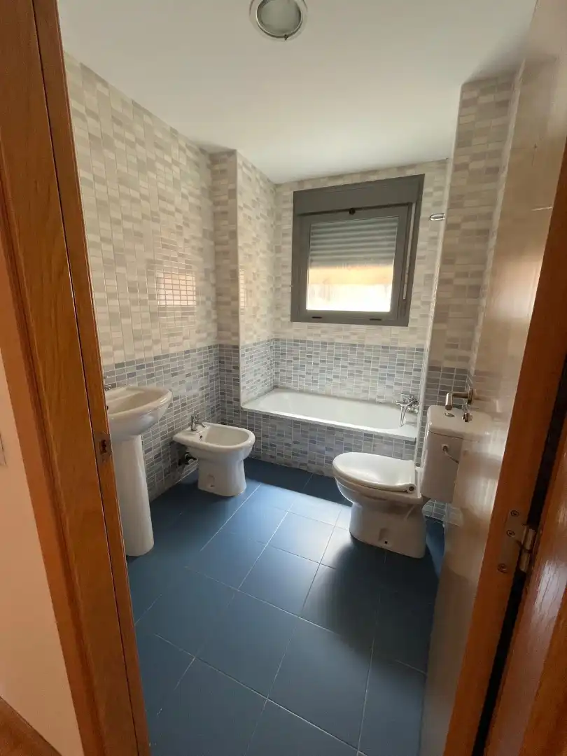 Piso con ascensor en venta en Avenida de Londres 9, imagen 7