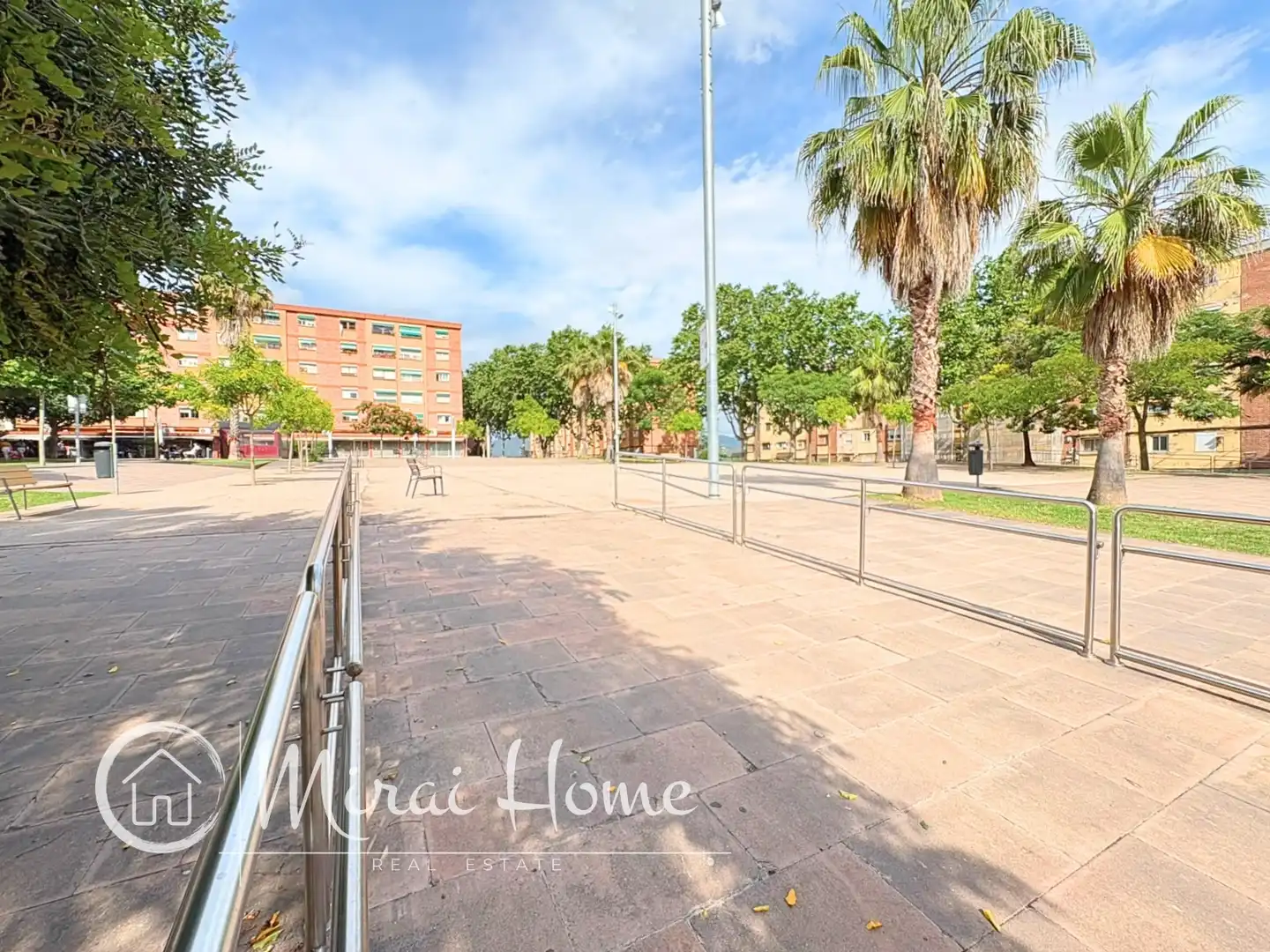 Vista exterior de Piso en venta en Montornès del Vallès con Balcón