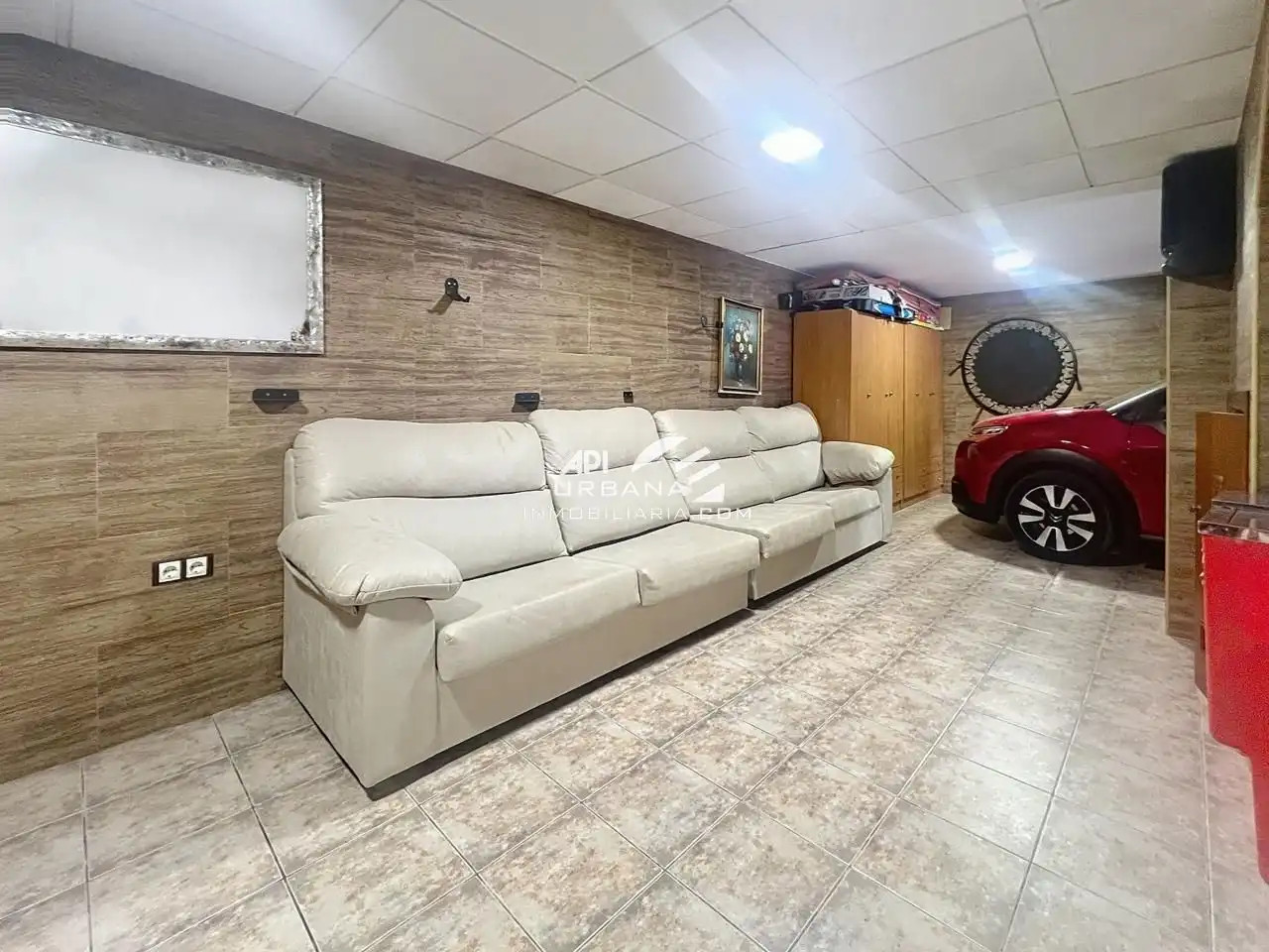 Houses for sale in Los Almendros, Jardin Lucena