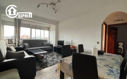 Living room of Flat for sale in  Madrid Capital  with Heating