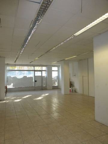 Local comercial en Venta en PLAZA SAN MARTIN en Txagorritxu