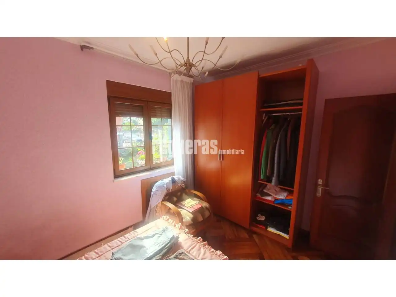 Bedroom of Houses for sale in Corvera de Asturias  with Heating, Parquet flooring and Furnished