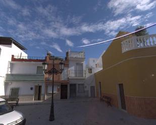 Vista exterior de Pis en venda en Lucena