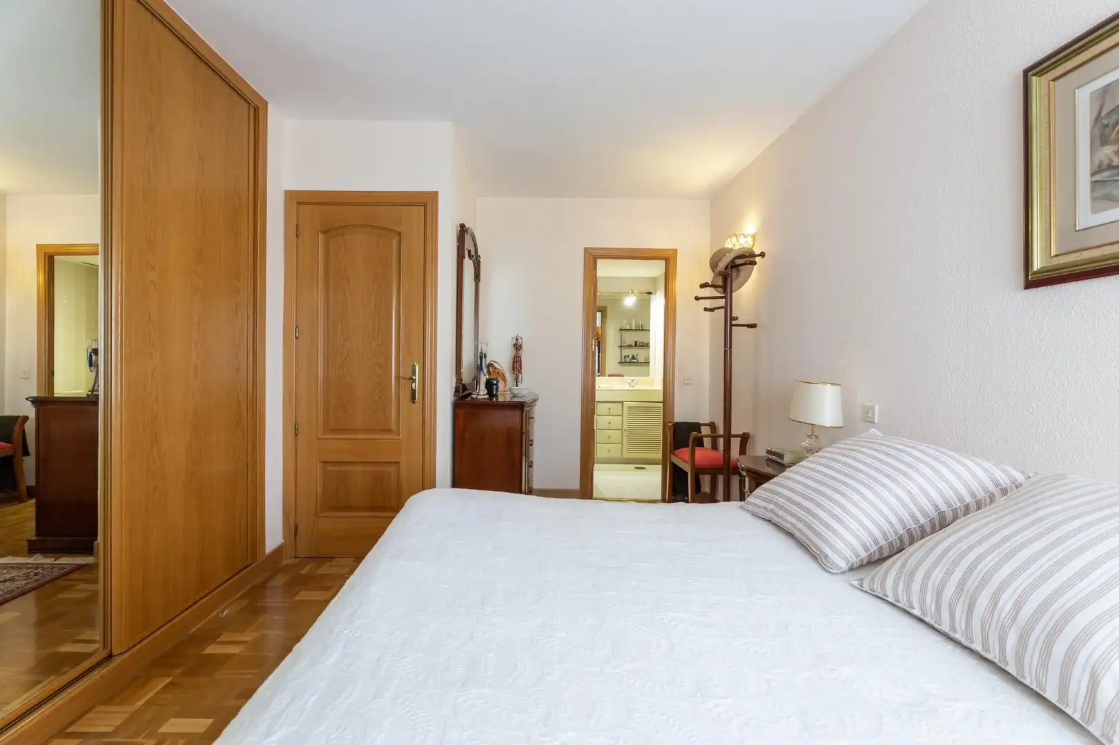 Bedroom of Flat for sale in Tres Cantos  with Heating, Parquet flooring and Storage room