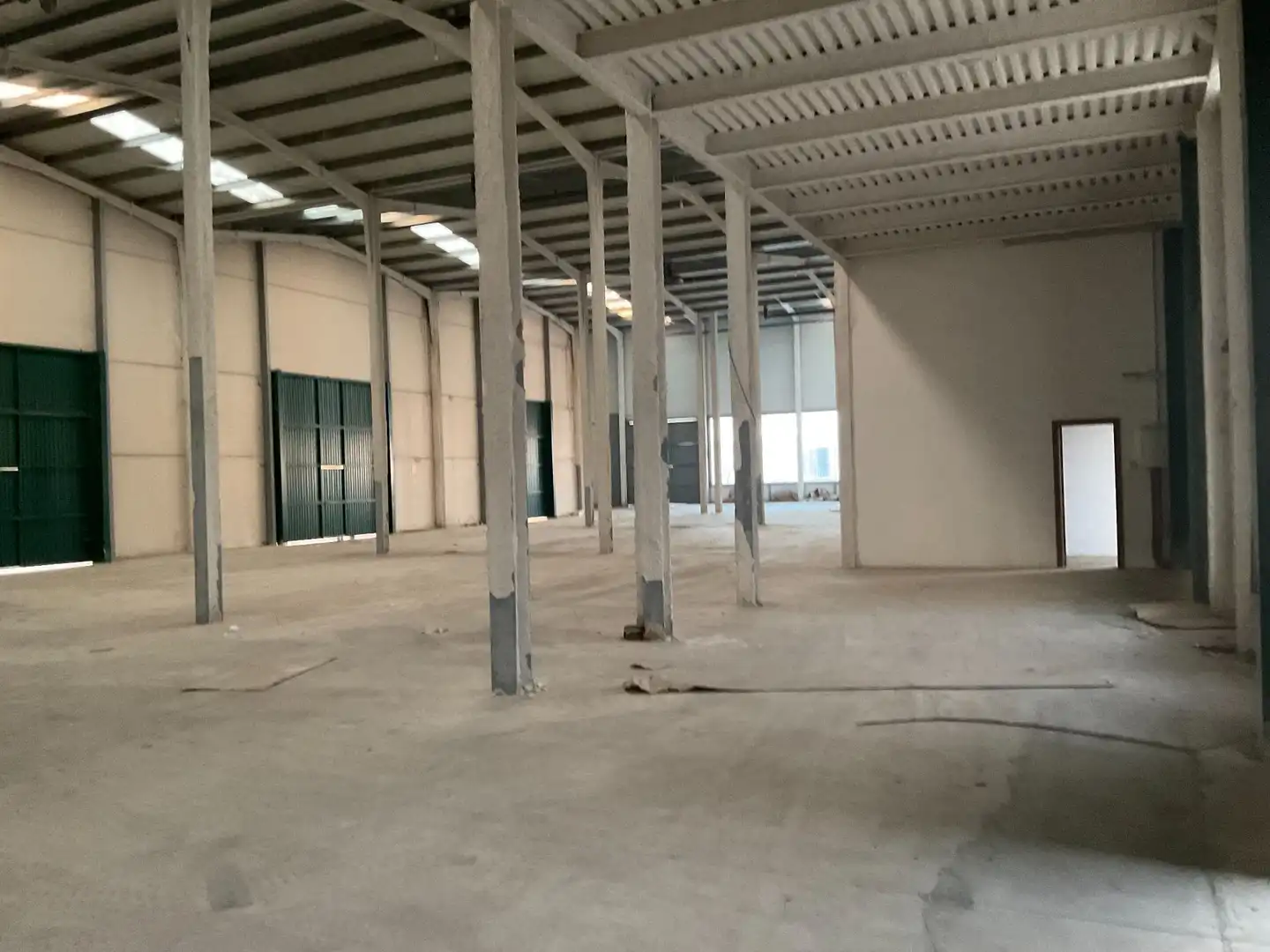 Industriegebäude zur Miete in Zona de la Vega, imagen 11