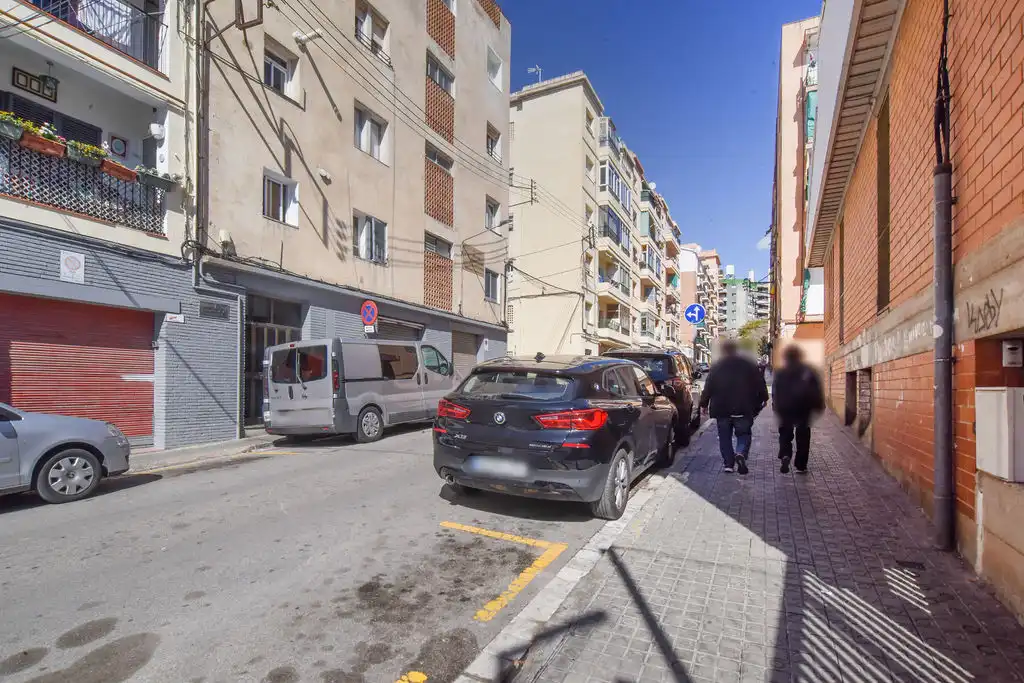 Vista exterior de Local en venta en Mataró