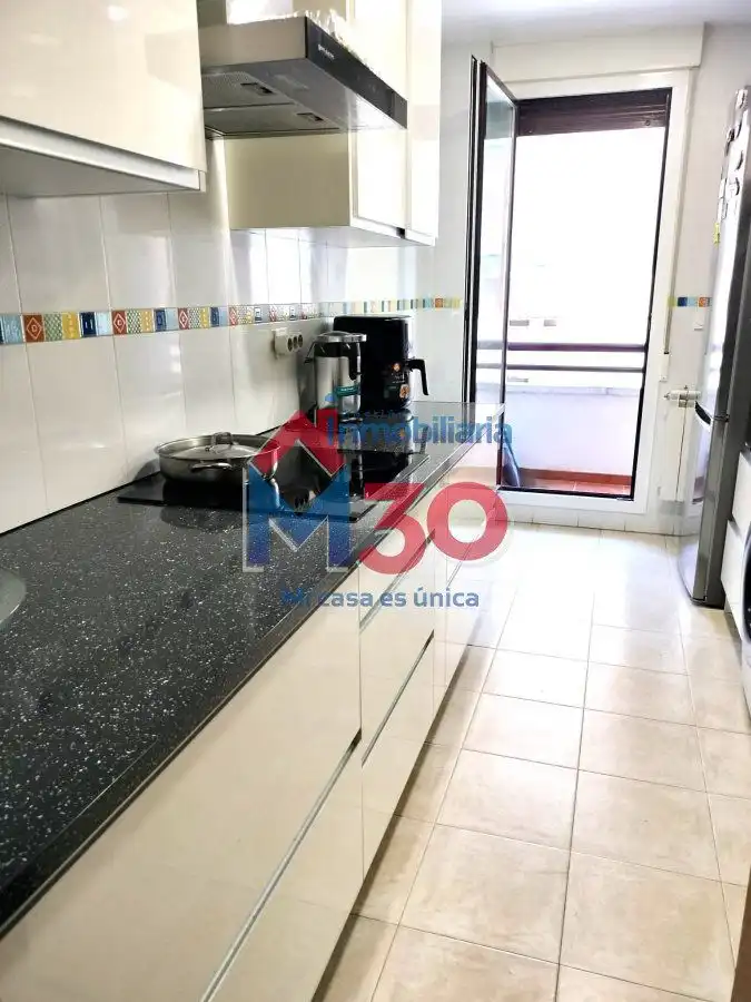 Küche von Wohnung zum Verkauf in Miranda de Ebro mit Heizung, Parkett und Terrasse