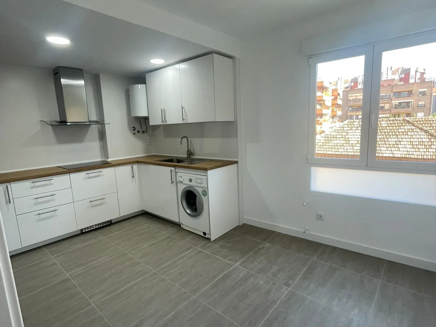 Cuina de Pis en venda en  Murcia Capital amb Terrassa