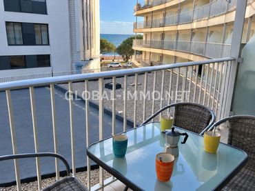 Apartamento con ascensor en venta en Carrer de Figueres
