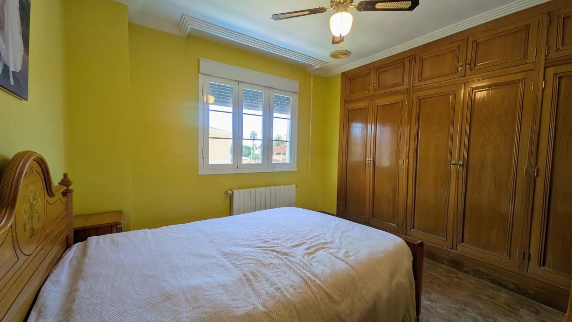 Bedroom of Detached homes for sale in L'Alfàs del Pi