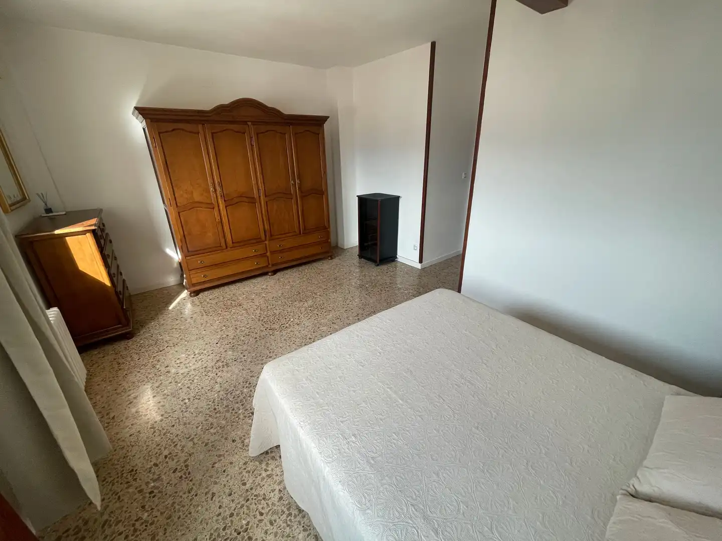 Schlafzimmer von Wohnung zur Miete in Jaén mit Klimaanlage, Heizung und Parkett