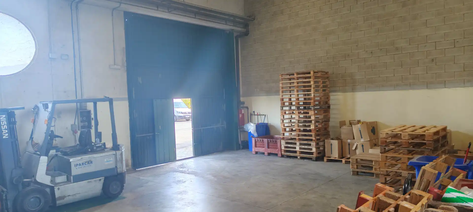 Fabrikhallen zur Miete in  Pamplona / Iruña