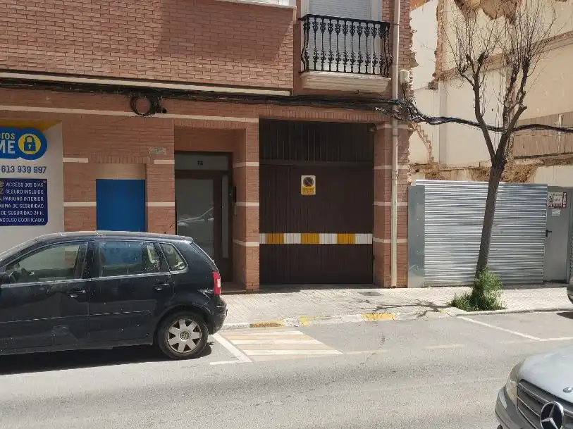 Parking de Garaje en venta en Yecla