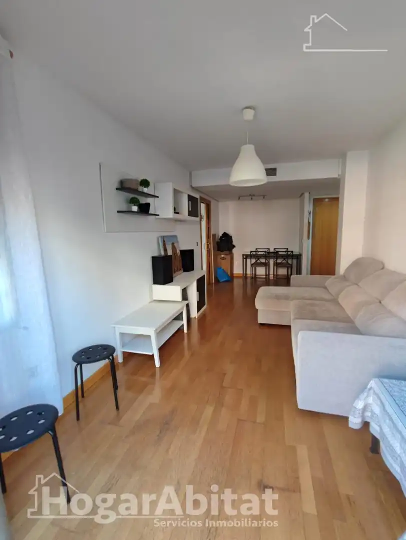 Sala de estar de Piso en venta en Murcia con Parquet y Balcón