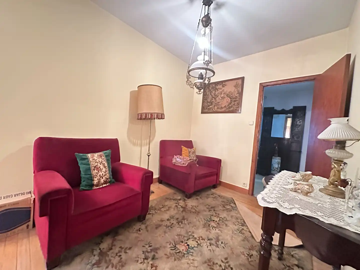 Sala de estar de Piso en venta en Santiago de Compostela  con Calefacción y Trastero