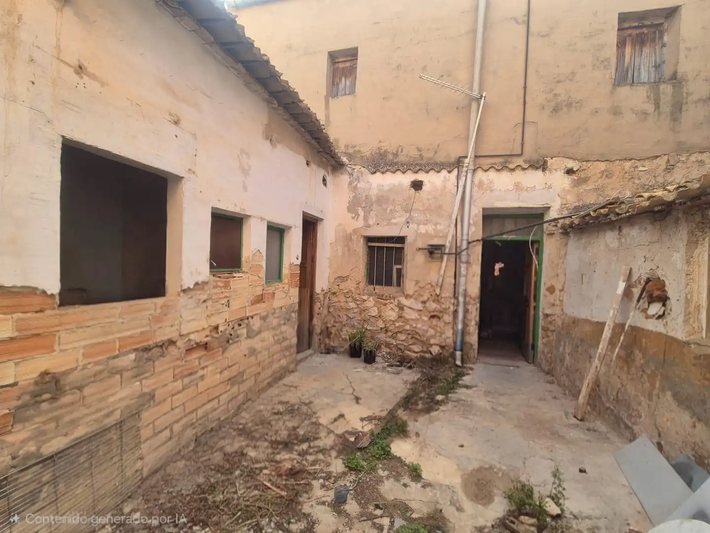 Detached homes for sale in El Rabal