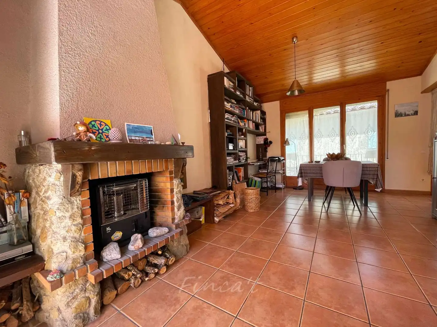 Sala d'estar de Casa adosada en venda en Castellterçol amb Calefacció