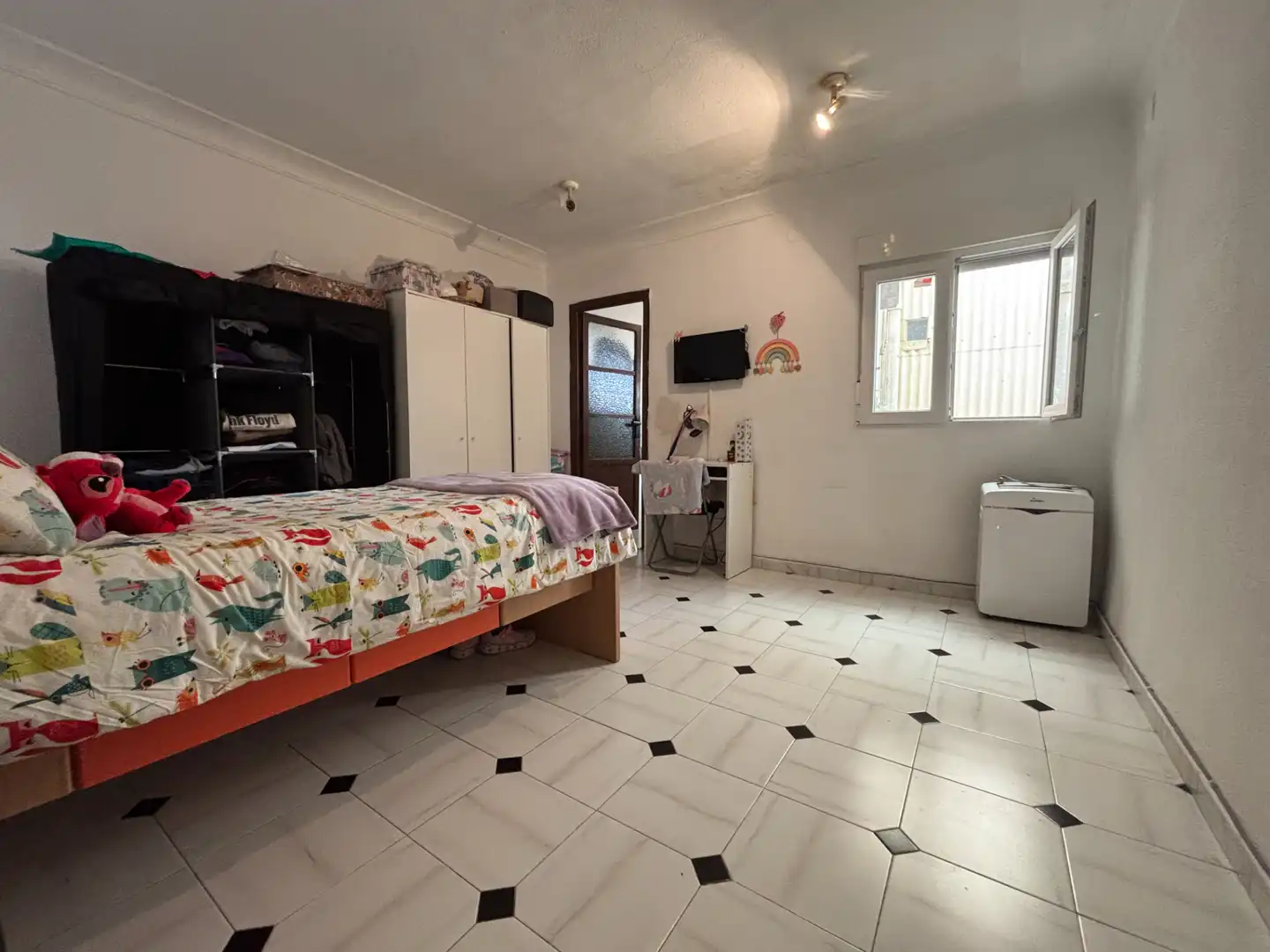 Habitación de Piso en venta en Castellón de la Plana / Castelló de la Plana con Trastero, Amueblado y Horno