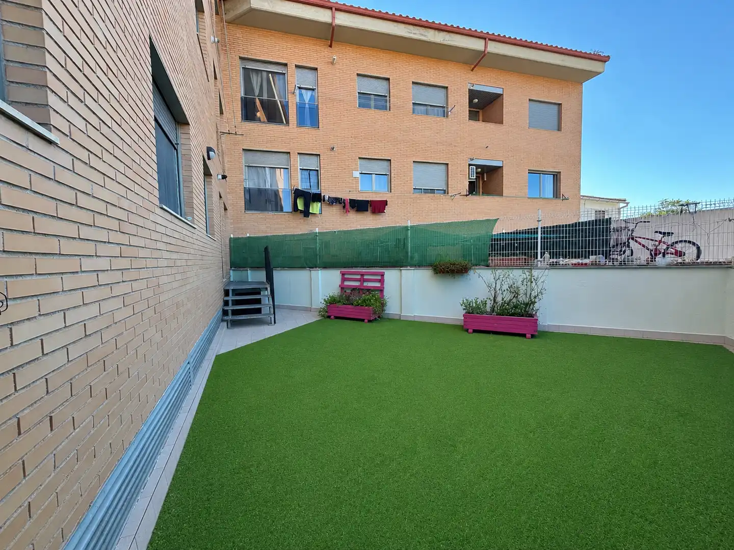 Terraza de Piso en venta en Cadrete con Calefacción, Jardín privado y Trastero