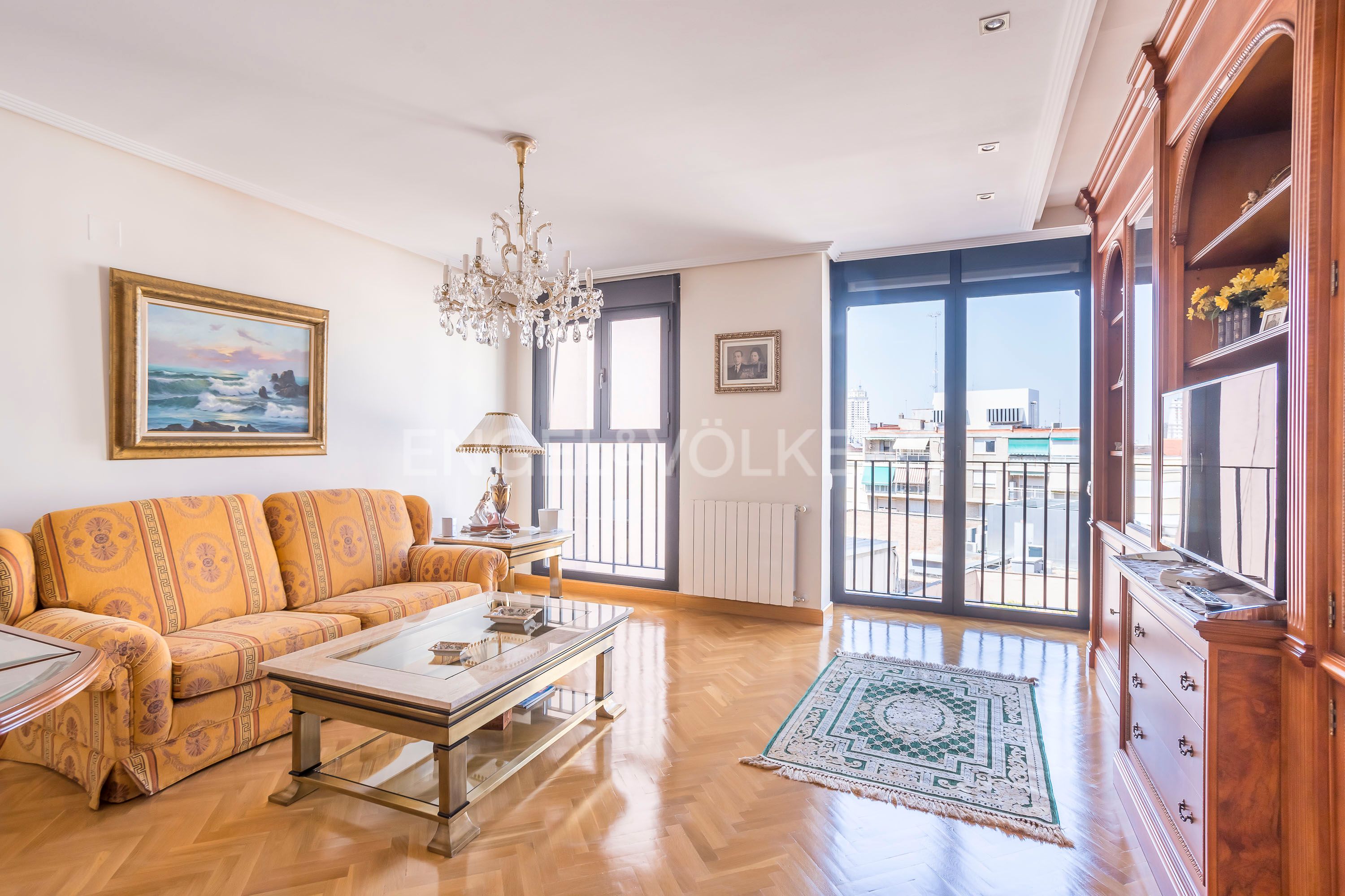 Vista exterior de Apartament en venda en  Madrid Capital amb Aire condicionat, Calefacció i Jardí privat