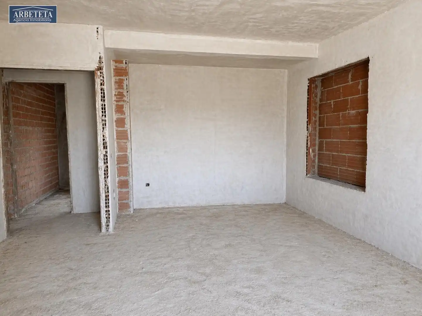 Casa adosada en venta en Yebes