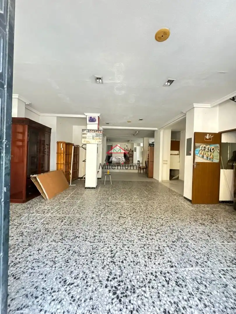 Local comercial en venta en Calle General Castaños, imagen 4