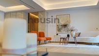 Sala d'estar de Pis en venda en  Madrid Capital amb Aire condicionat, Calefacció i Terrassa