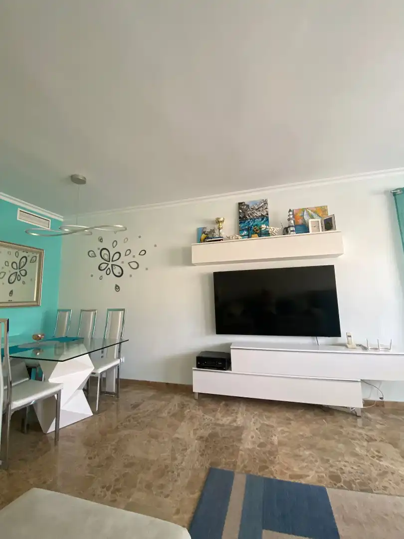Wohnzimmer von Wohnungen zum Verkauf in Marbella mit Klimaanlage, Terrasse und Möbliert