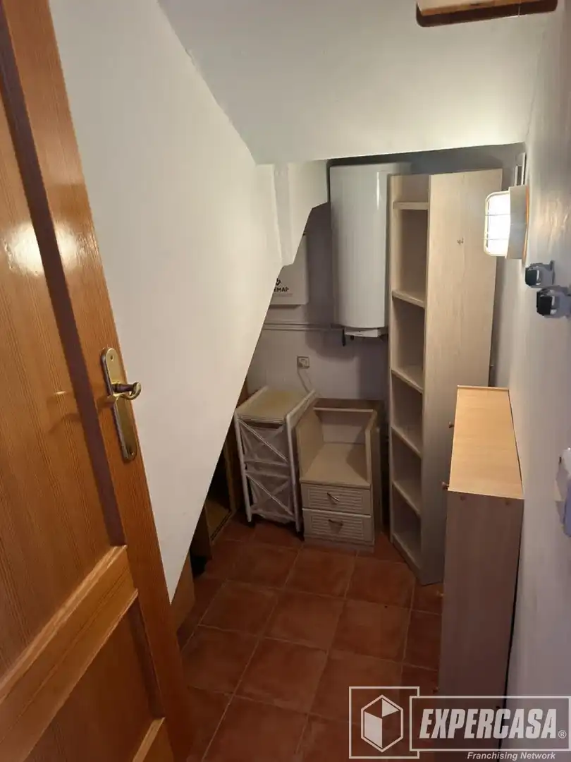 Houses for rent in La Pobla de Vallbona  with Air Conditioner, Heating and Terrace