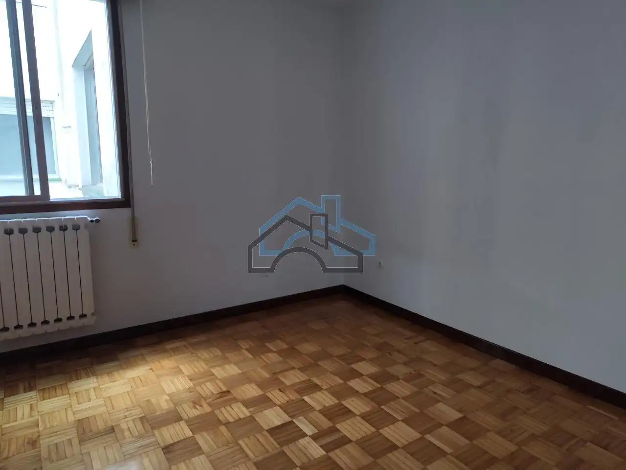 Pis de lloguer en A Coruña Capital  amb Calefacció, Parquet i Traster