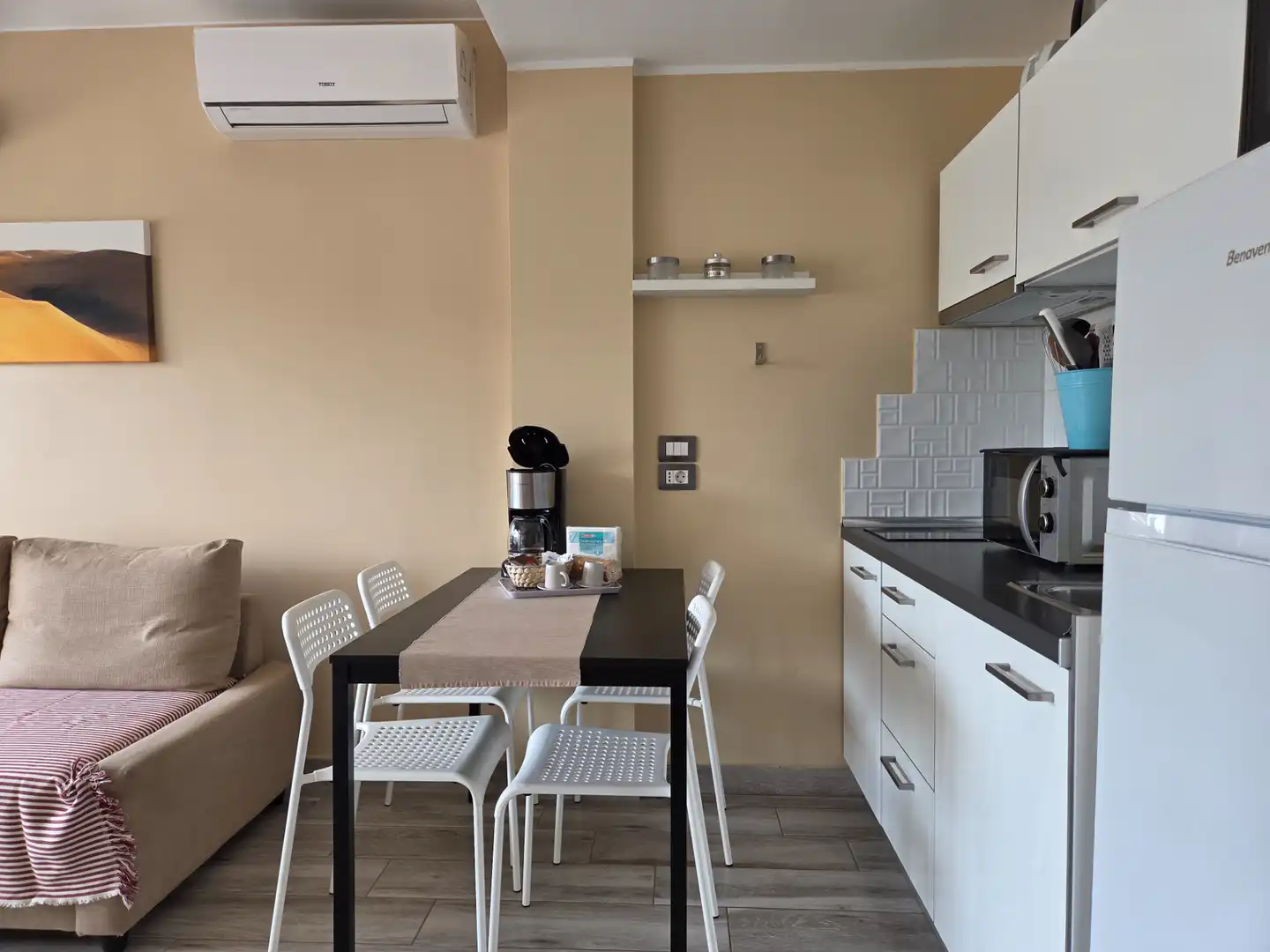 Cocina de Apartamento en venta en San Bartolomé de Tirajana con Aire acondicionado, Amueblado y Lavadora