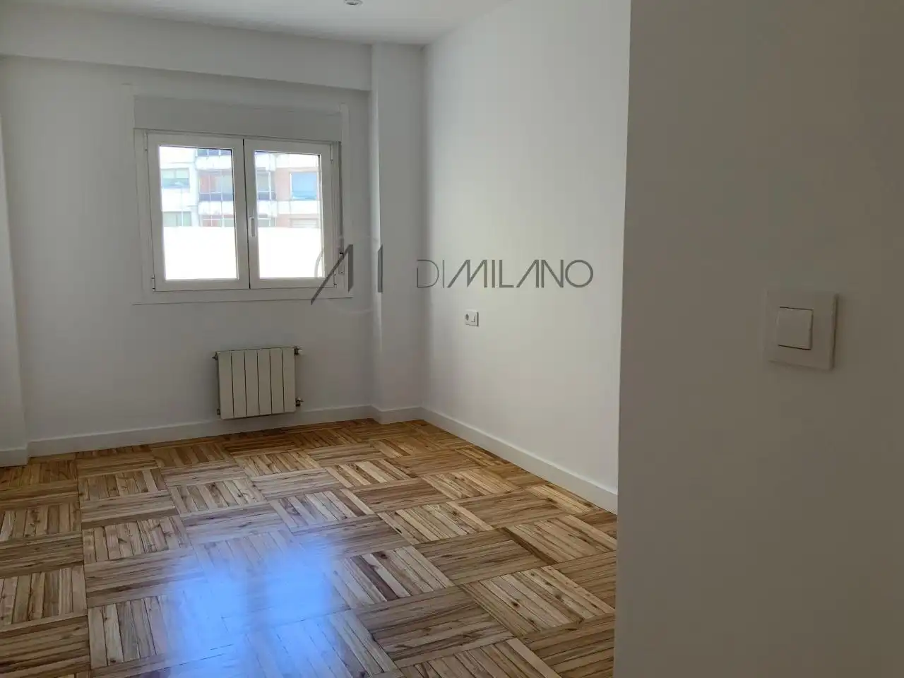 Piso de alquiler en Vigo  con Calefacción, Parquet y Trastero