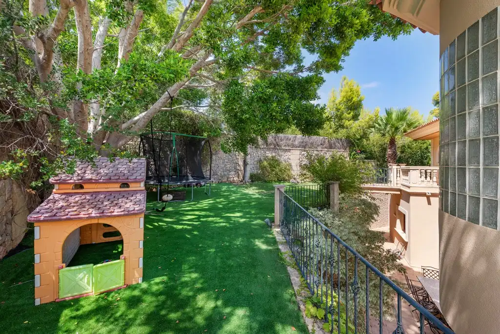 Garden of Houses for sale in Calvià  with Air Conditioner, Private garden and Terrace