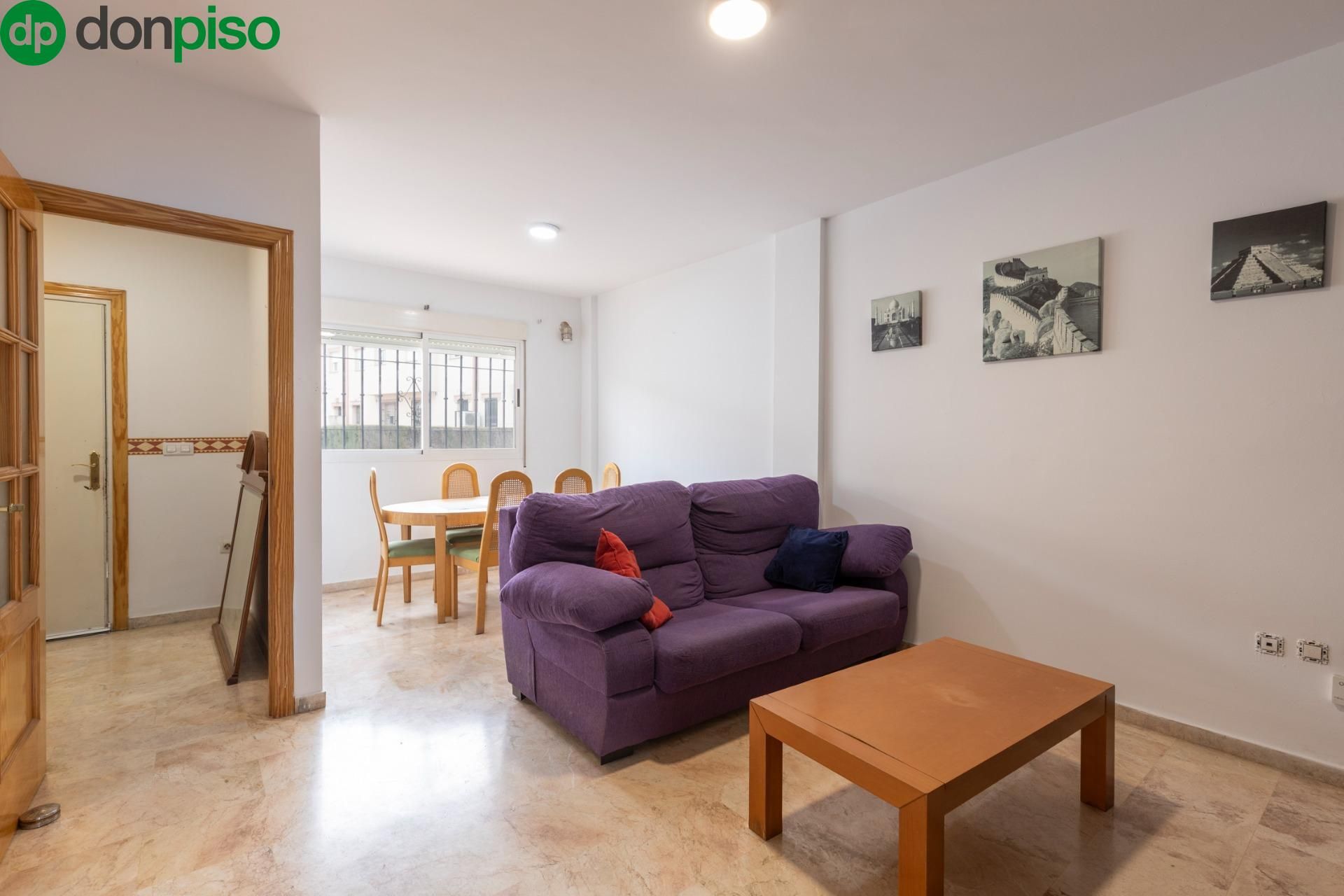 Dormitori de Casa adosada en venda en Ogíjares amb Aire condicionat, Terrassa i Traster