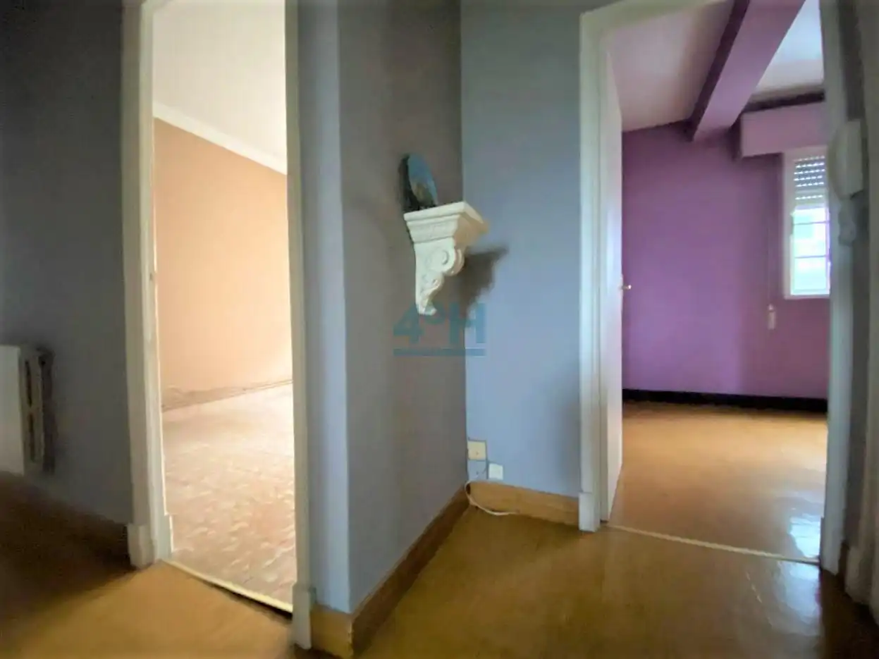Haus oder Chalet zum Verkauf in Ourense Capital  mit Heizung, Privatgarten und Abstellraum