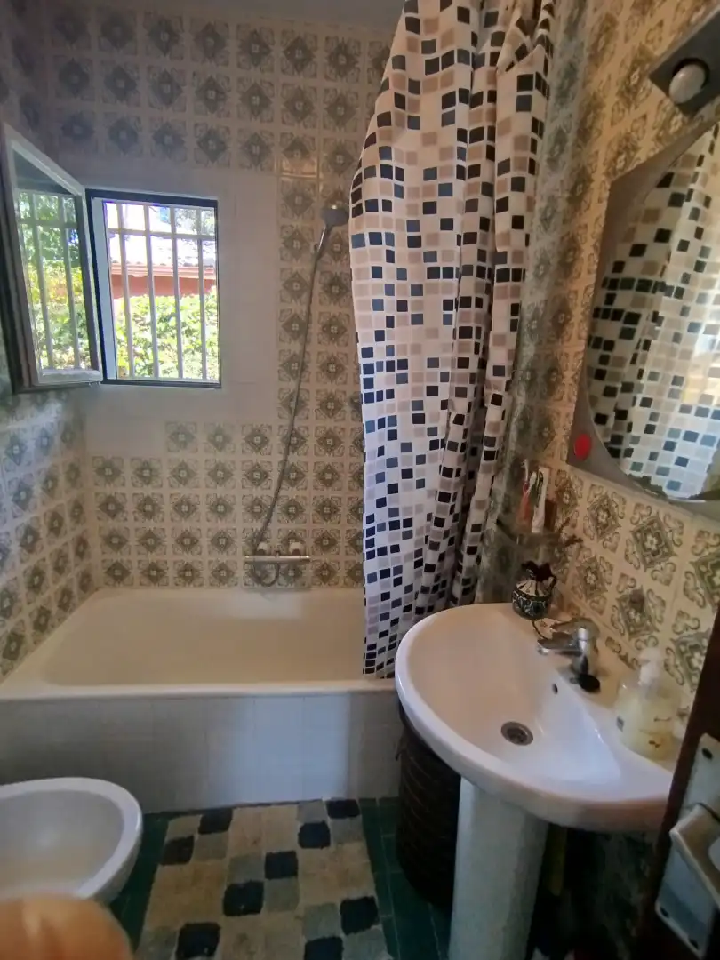 Bany de Casa o xalet en venda en Maello amb Calefacció, Jardí privat i Terrassa