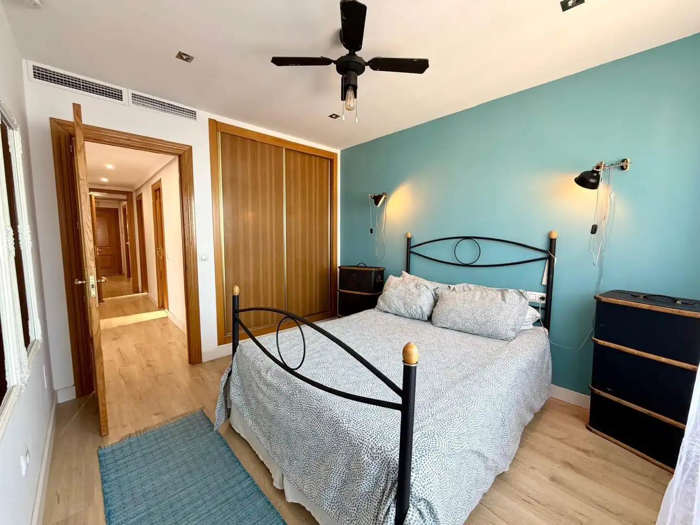 Habitación de Piso en venta en Roquetas de Mar con Aire acondicionado, Terraza y Amueblado