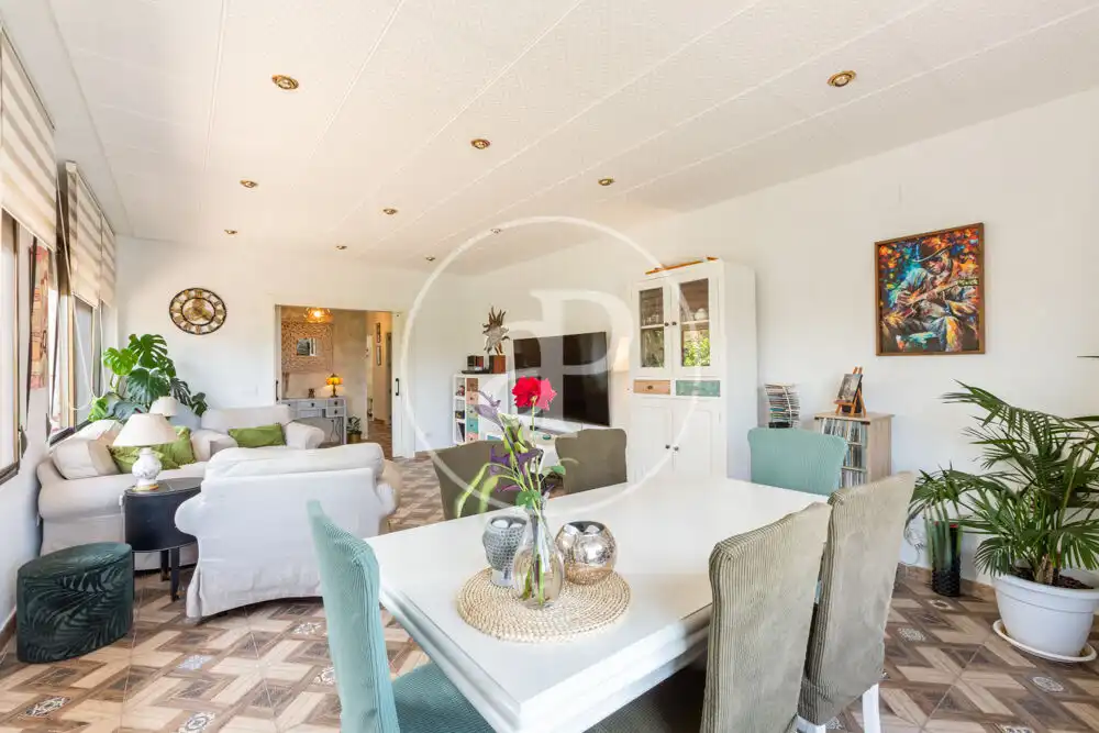 Comedor de Casa o chalet en venta en Chiva con Aire acondicionado, Calefacción y Jardín privado